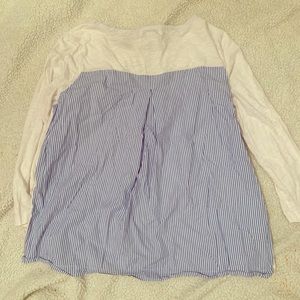 Vineyard Vine- White blouse with blue strips